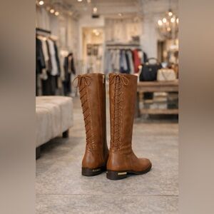 Vince Camuto Tall Brown Leather Back-Lace Boots Side Zip Size 6.5